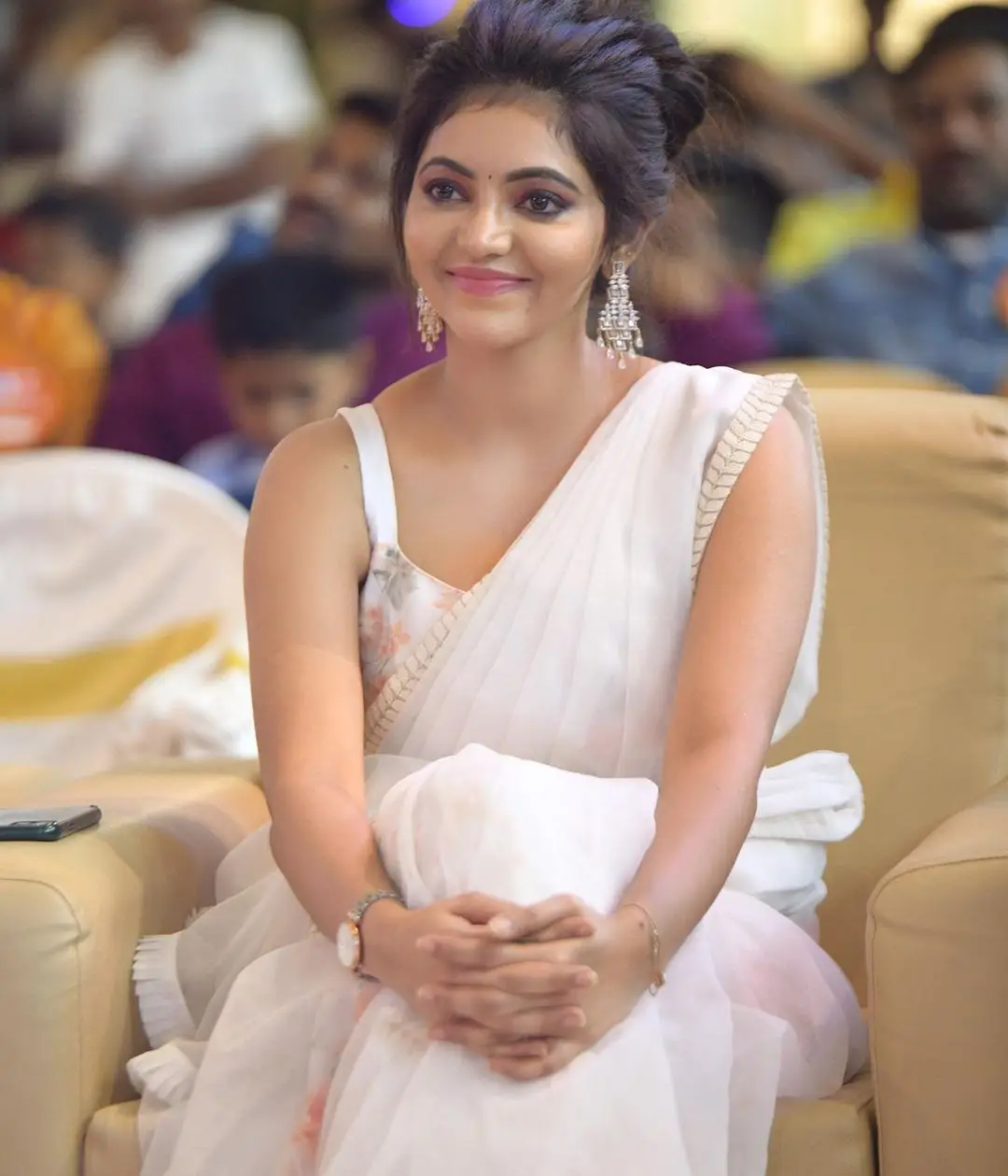 south indian actress athulya ravi in white saree sleeveless blouse